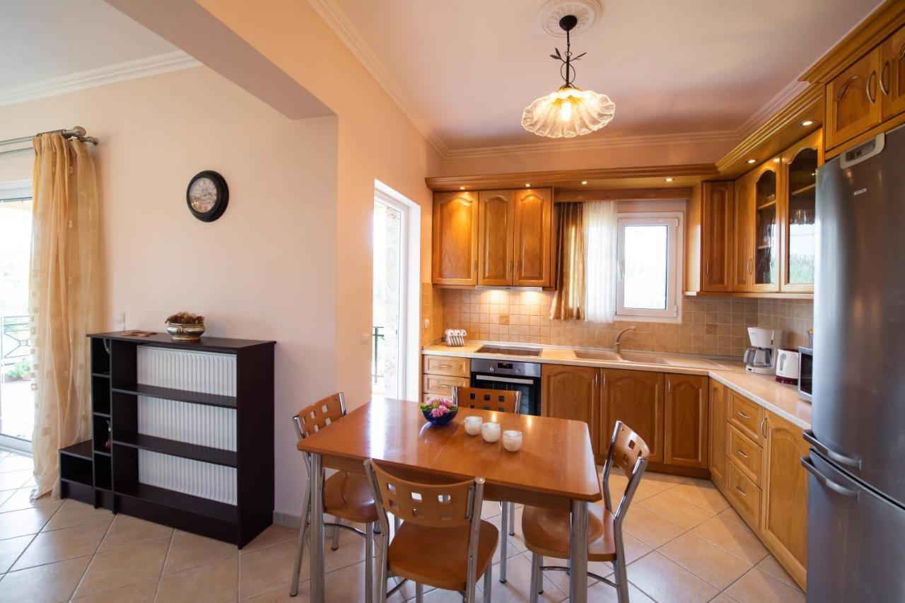 Eleonora'S Apartment Ліґія Екстер'єр фото